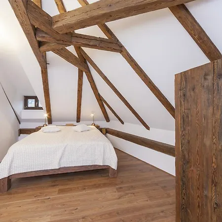 Latron 98 Apartment Cesky Krumlov Exterior photo
