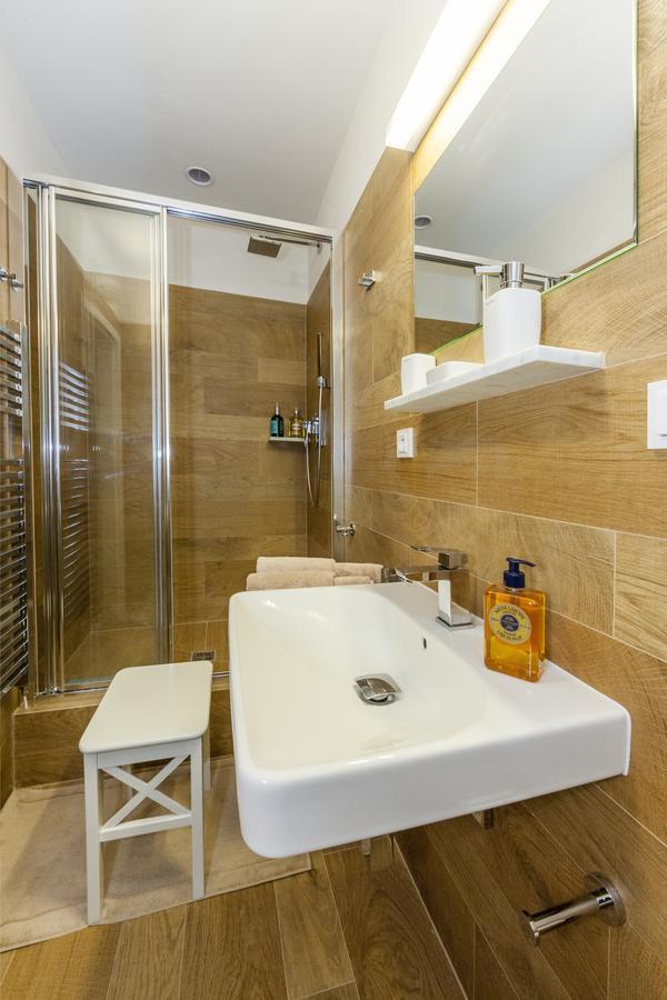 Apartment Latron 98